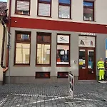 Centrum Leyla 4 דירה ברדיוב